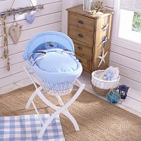 колыбель-переноска gift wicker moses basket белая, голубое белье в Оренбурге